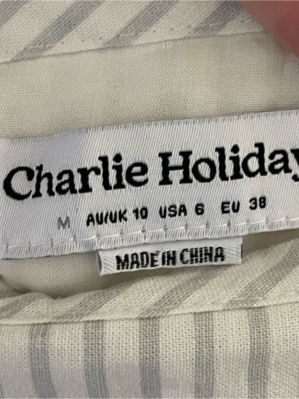Charlie Holiday Striped Linen Blend Midi Wrap Skirt Size 6 White/Gray - Picture 8 of 11